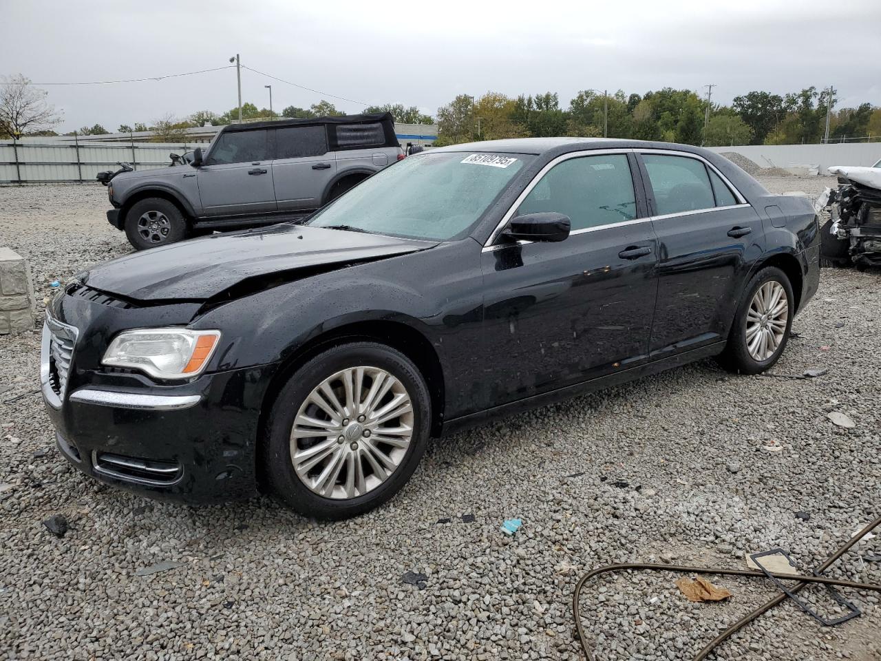  Salvage Chrysler 300