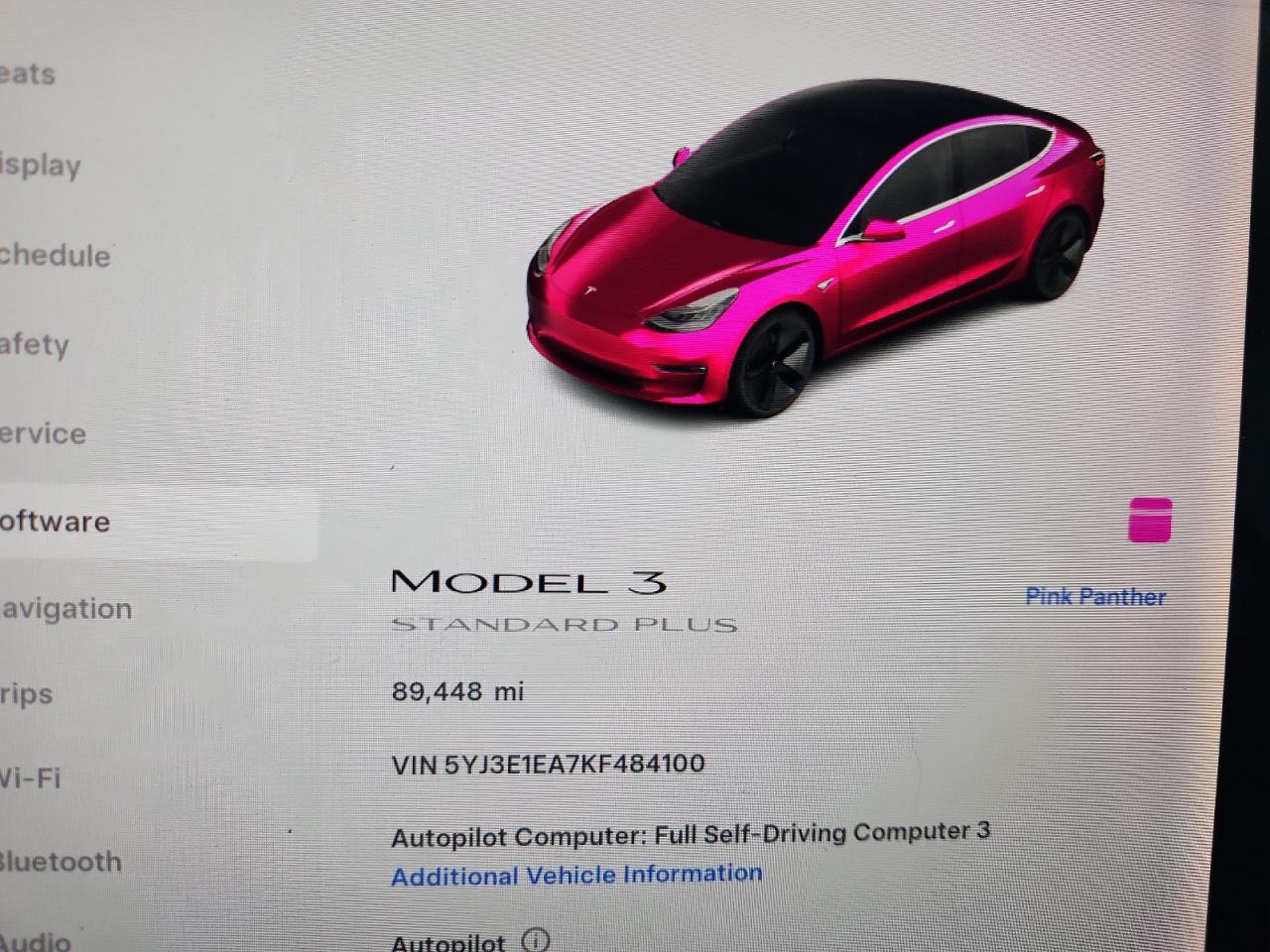 TESLA MODEL 3
