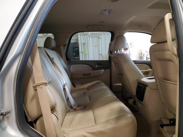 2010 CHEVROLET TAHOE K150 - 1GNUKBE01AR180139