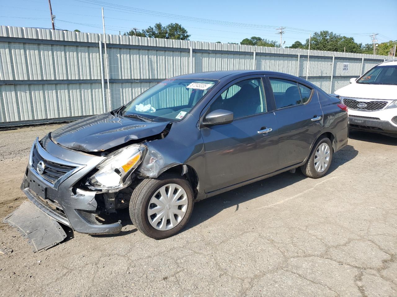 NISSAN VERSA S