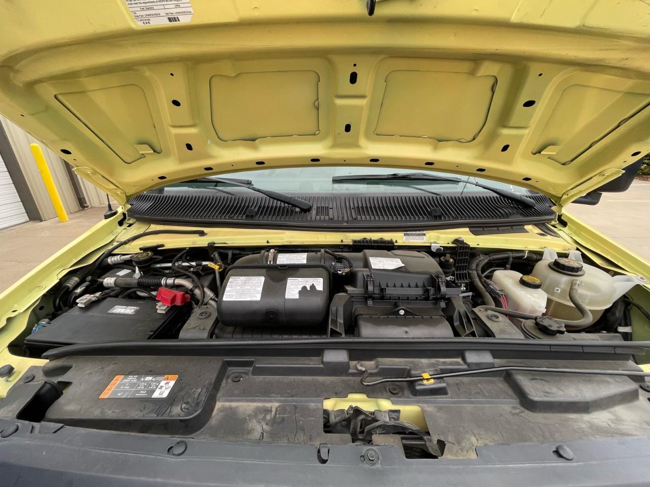 FORD ECONOLINE E450 SUPER DUTY CUTAWAY VAN