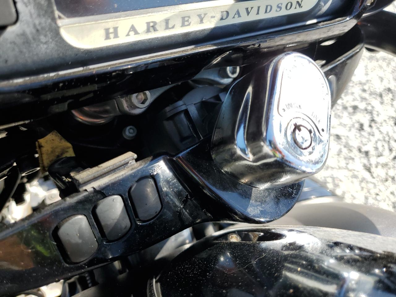 Lot #3297151492 2016 HARLEY-DAVIDSON FLHXS STRE