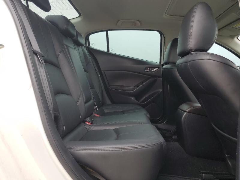 2018 MAZDA 3 TOURING - 3MZBN1V33JM178600