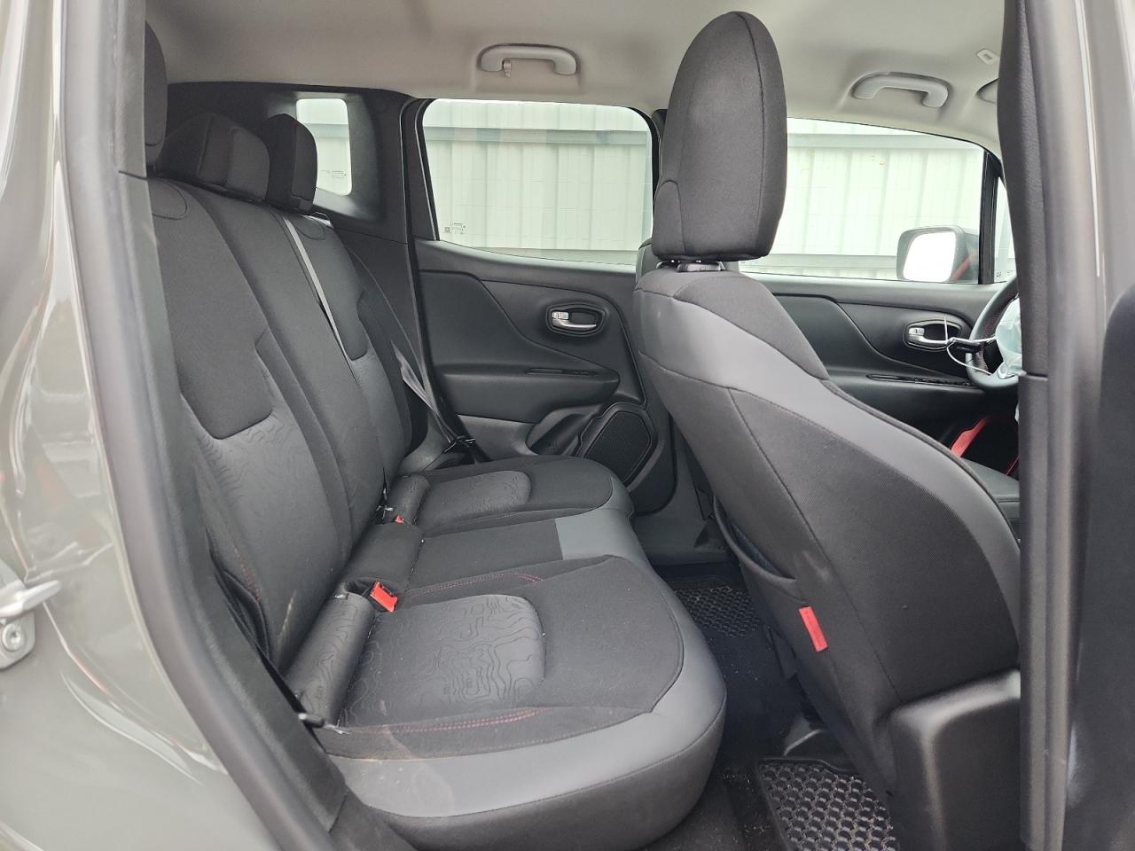 JEEP RENEGADE TRAILHAWK