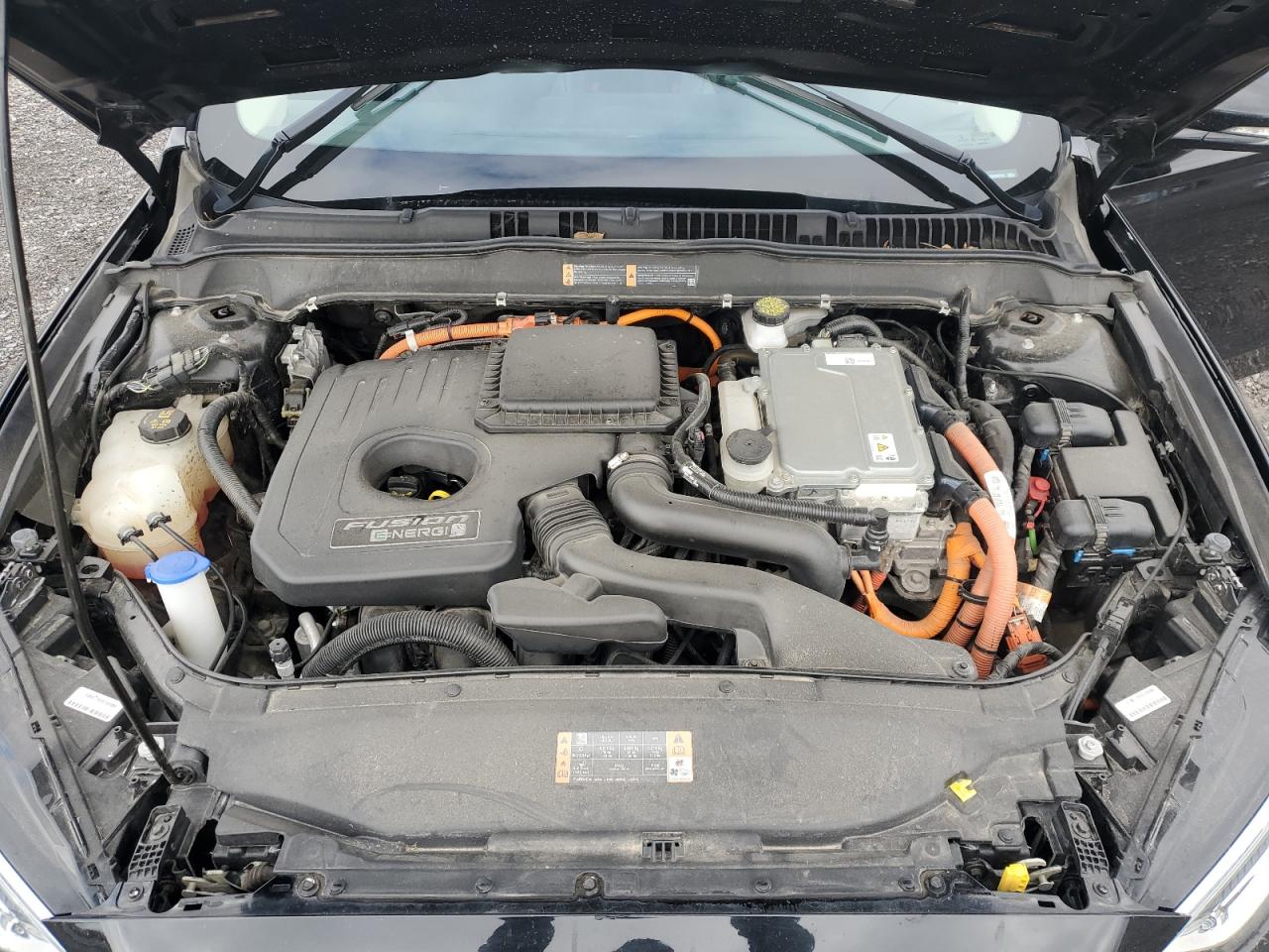 FORD FUSION TITANIUM/PLATINUM PHEV