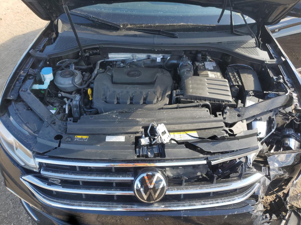 VOLKSWAGEN TIGUAN SEL R-LINE BLACK