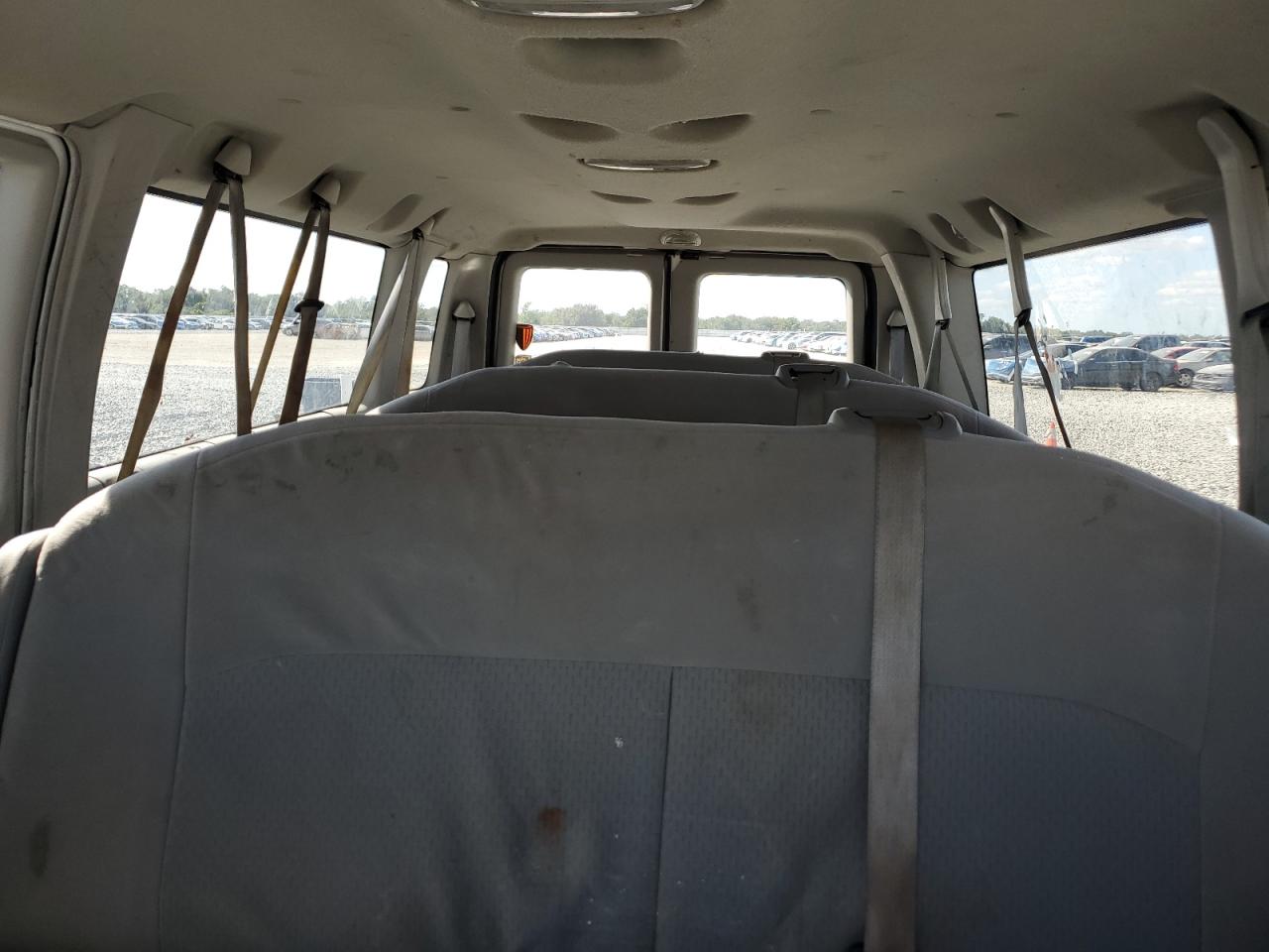 FORD ECONOLINE E350 SUPER DUTY WAGON