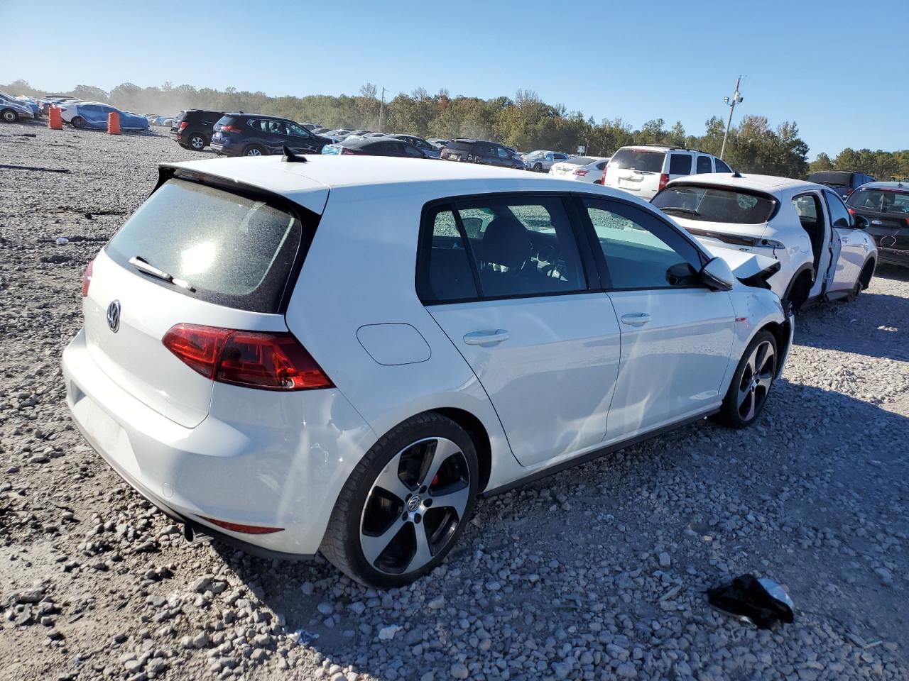 VOLKSWAGEN GOLF GTI S