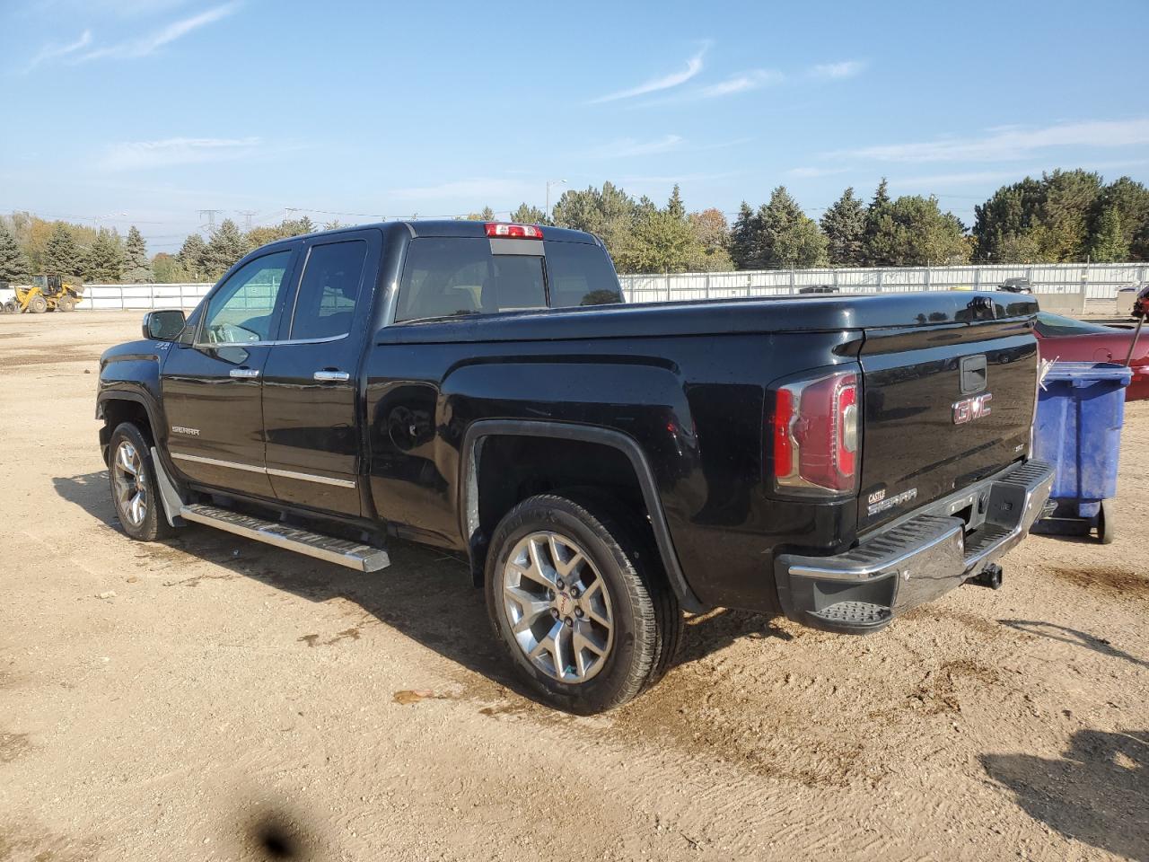 GMC SIERRA K1500 SLT