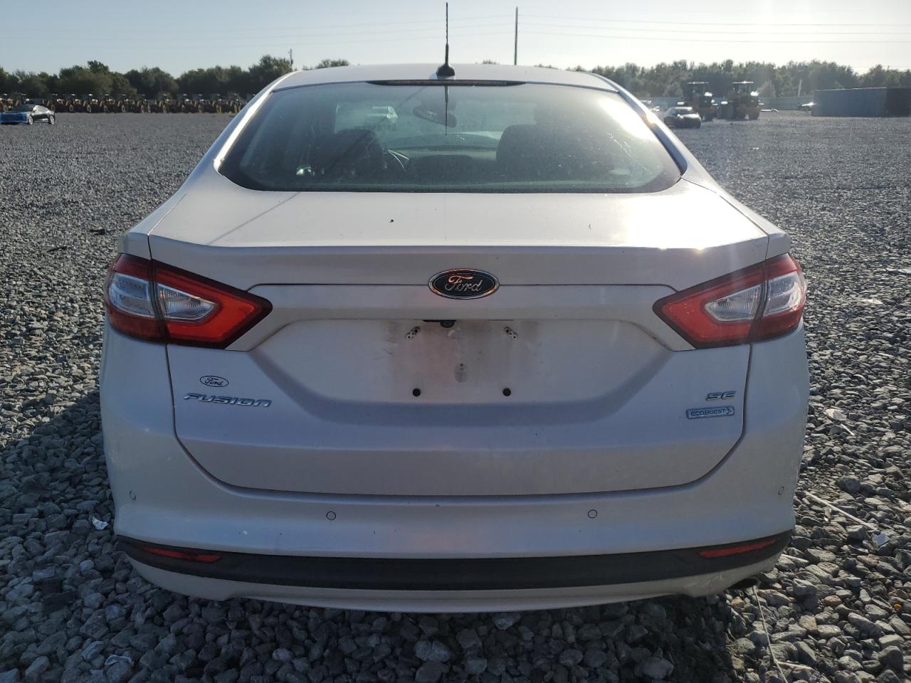 FORD FUSION SE
