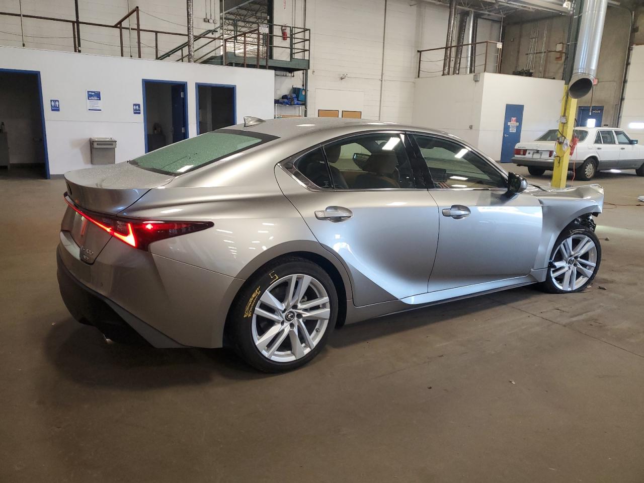 LEXUS IS 300