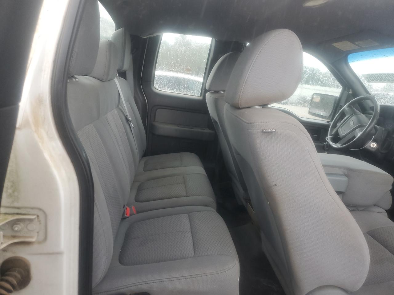 FORD F-150 SUPER CAB