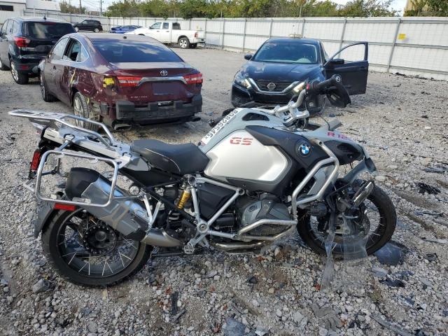 Global Auto Auctions: 2022 BMW R 1250 GS