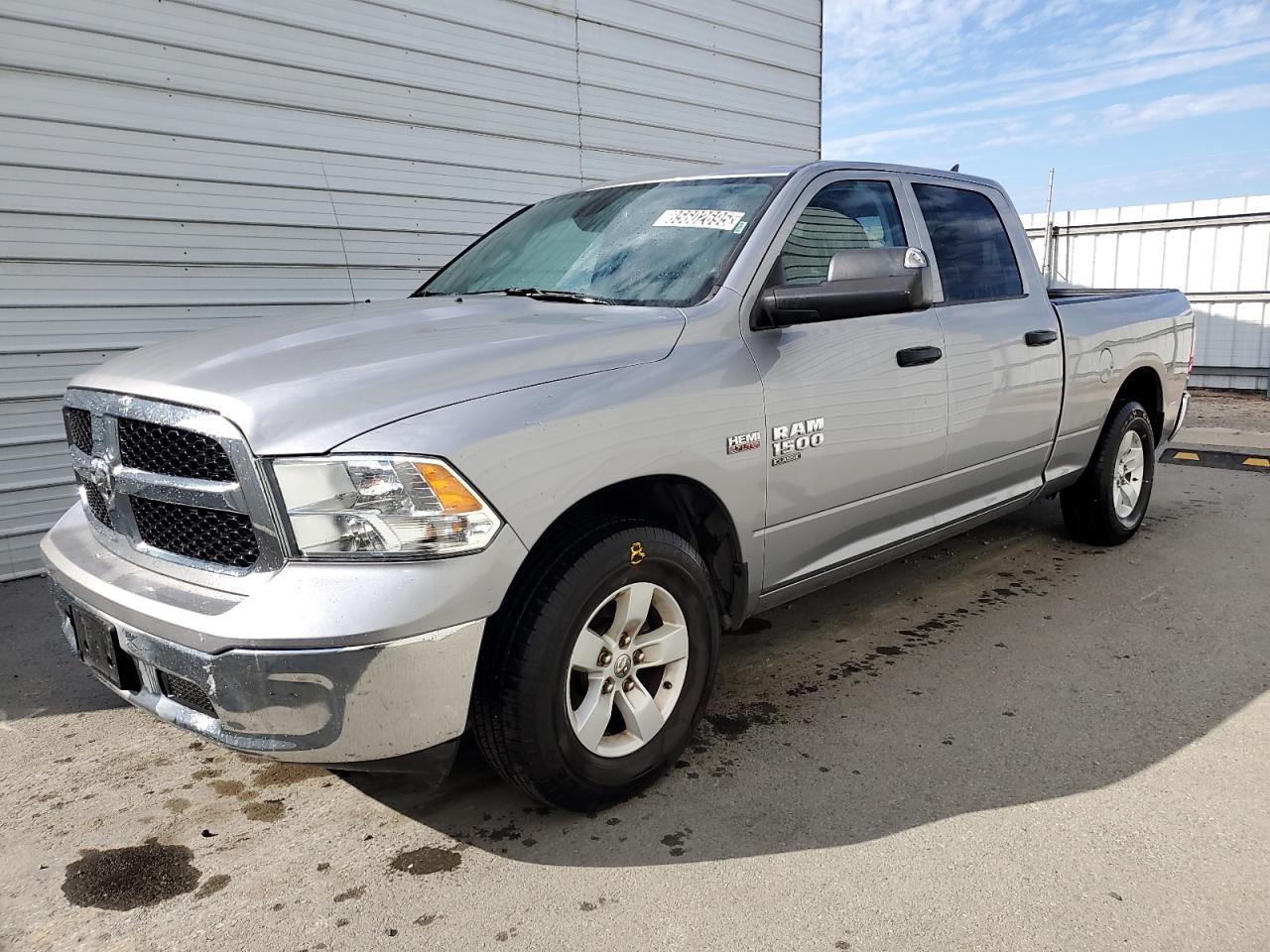 RAM 1500 SLT