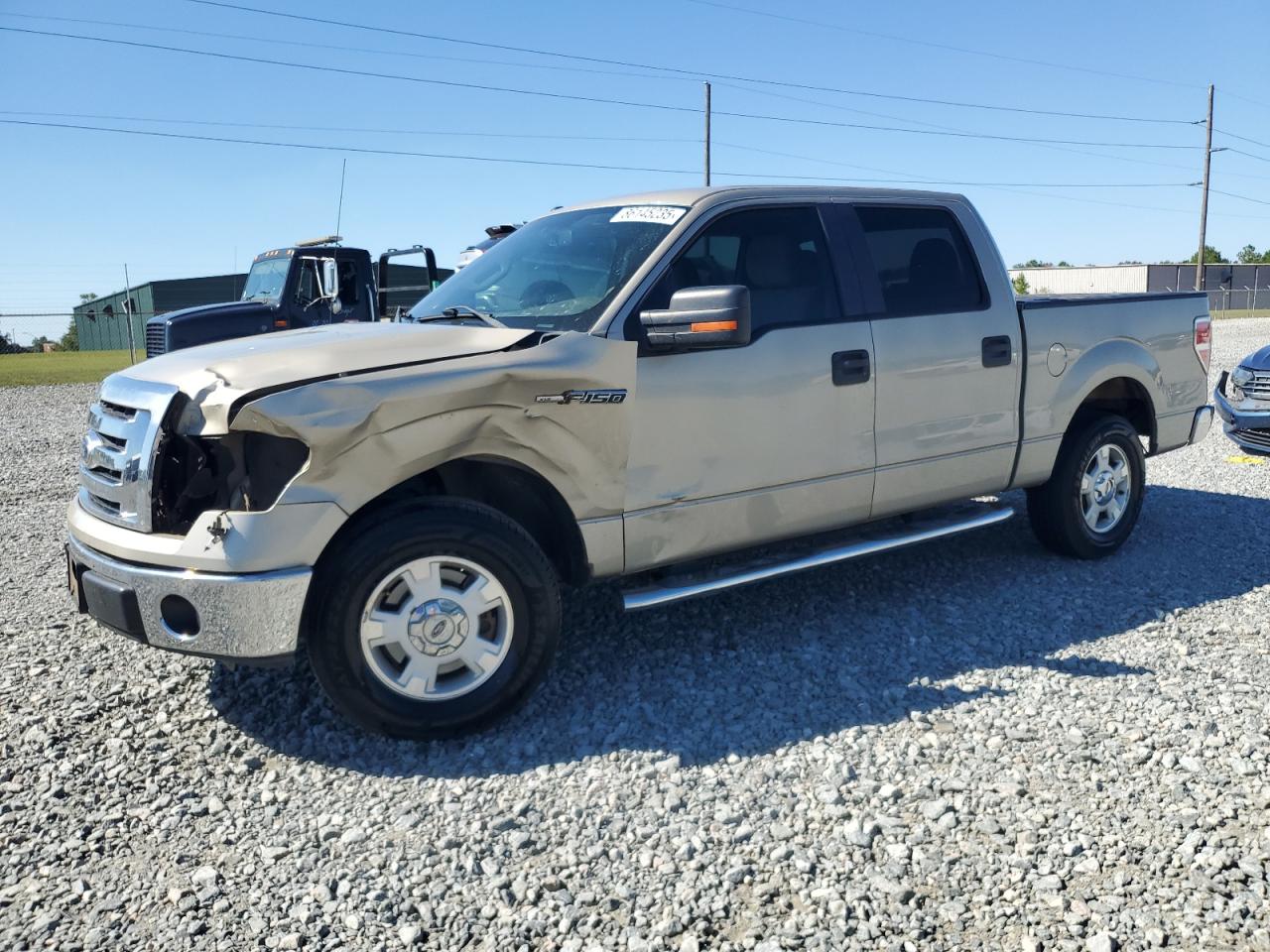 FORD F-150 SUPERCREW