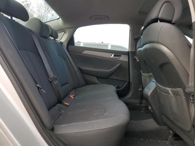 2016 HYUNDAI SONATA SE 5NPE24AF8GH293301