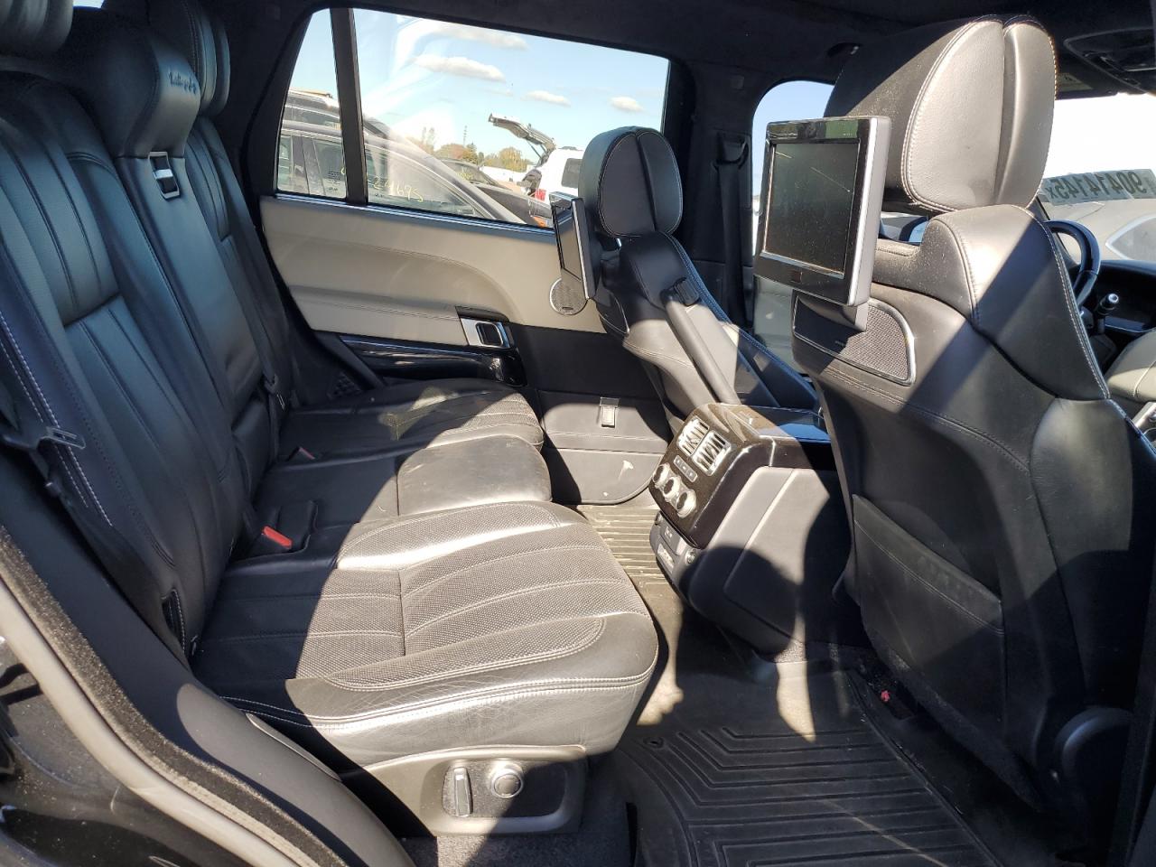 LAND ROVER RANGE ROVER AUTOBIOGRAPHY