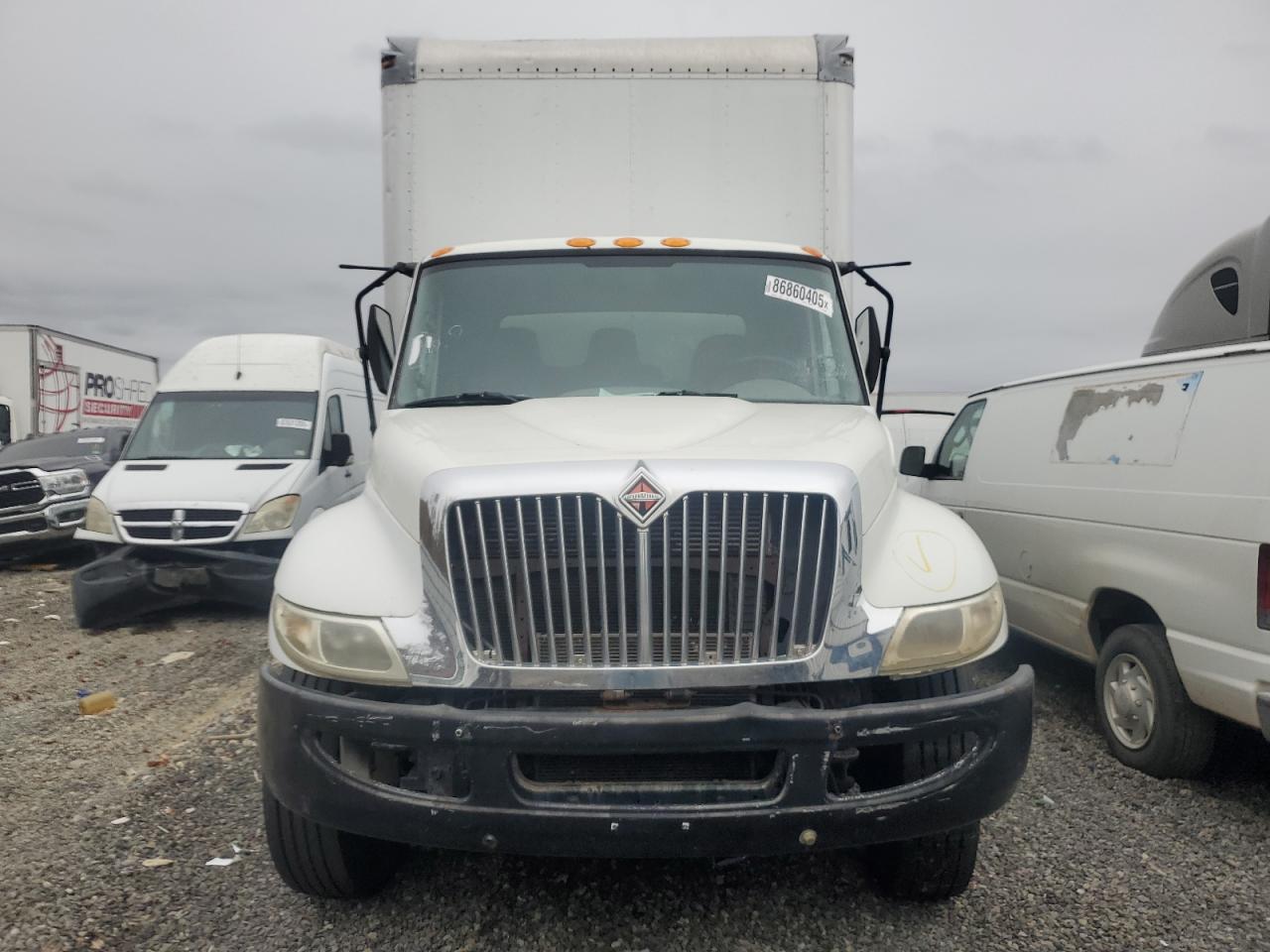 Lot #3275533713 2013 INTERNATIONAL 4300