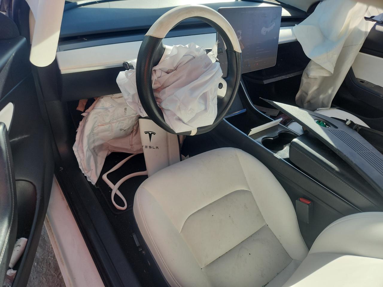 Lot #3311504243 2020 TESLA MODEL 3