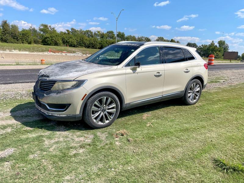 2016 LINCOLN MKX RESERV 2LMTJ8LP2GBL31379