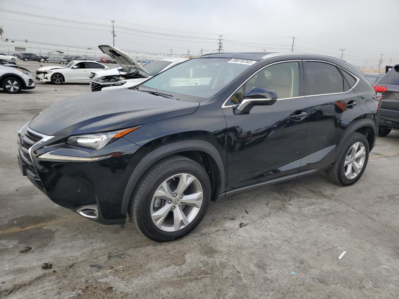 LEXUS NX 200T BASE