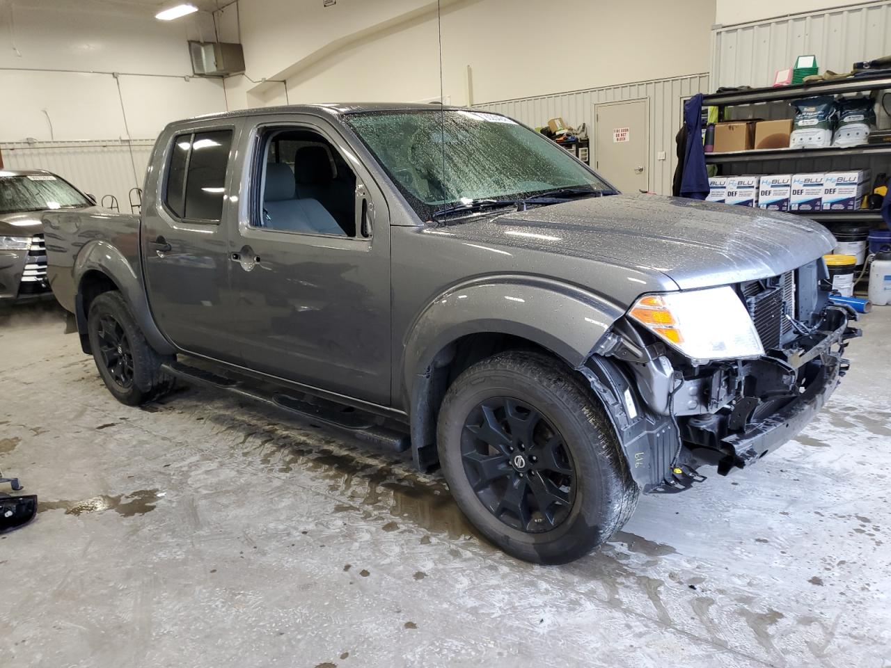 NISSAN FRONTIER S