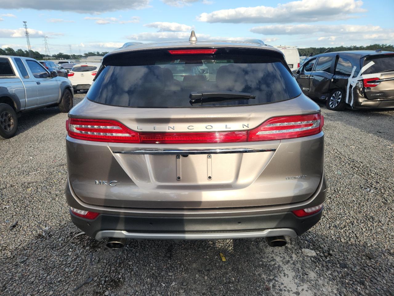 LINCOLN MKC SELECT