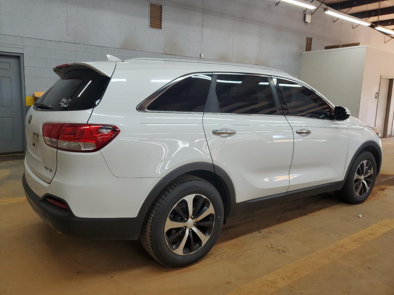 KIA SORENTO EX