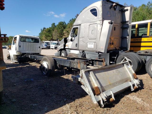 2022 FREIGHTLINER M2 106 MED #3276422695