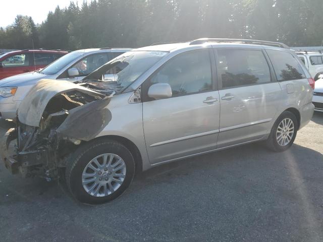 TOYOTA SIENNA XLE