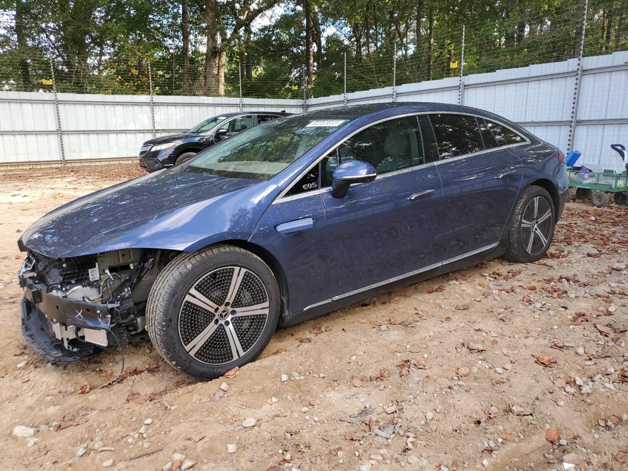 MERCEDES-BENZ EQS 450+