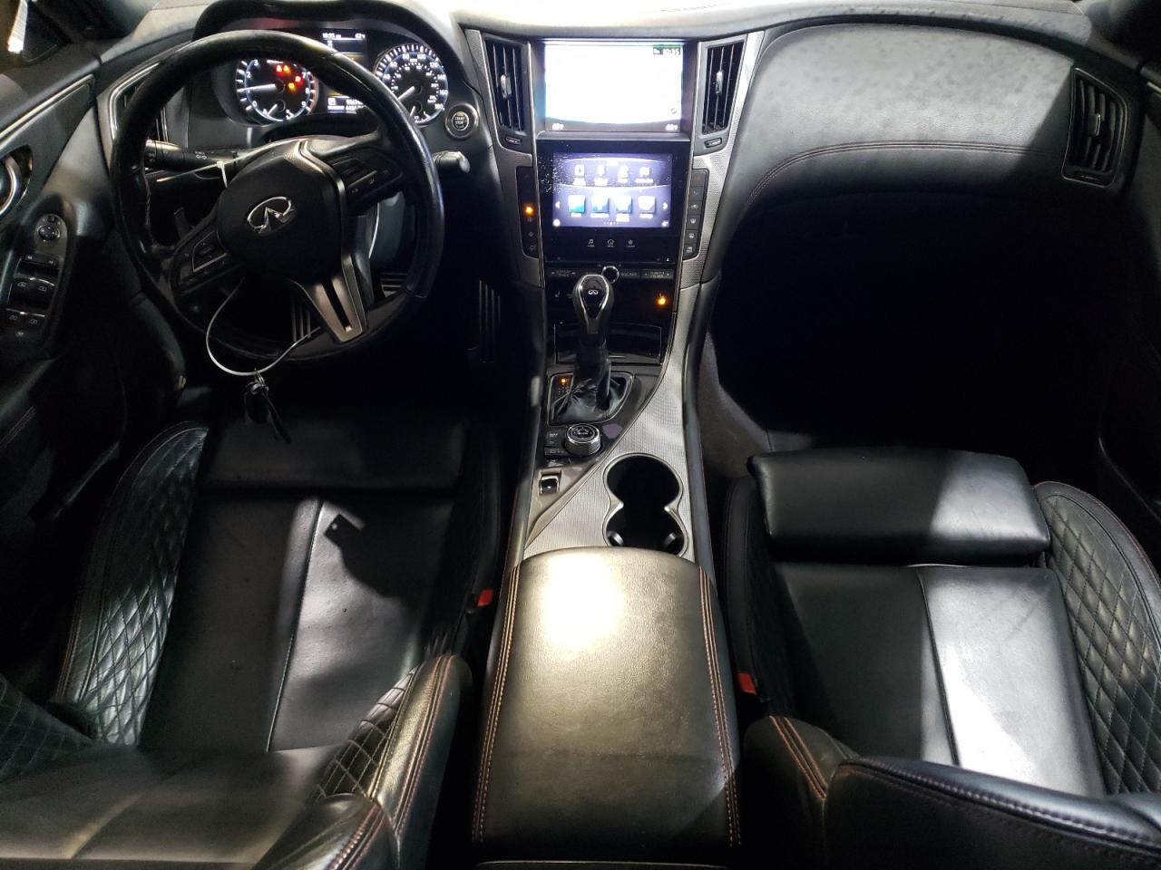 INFINITI Q50 RED SPORT 400