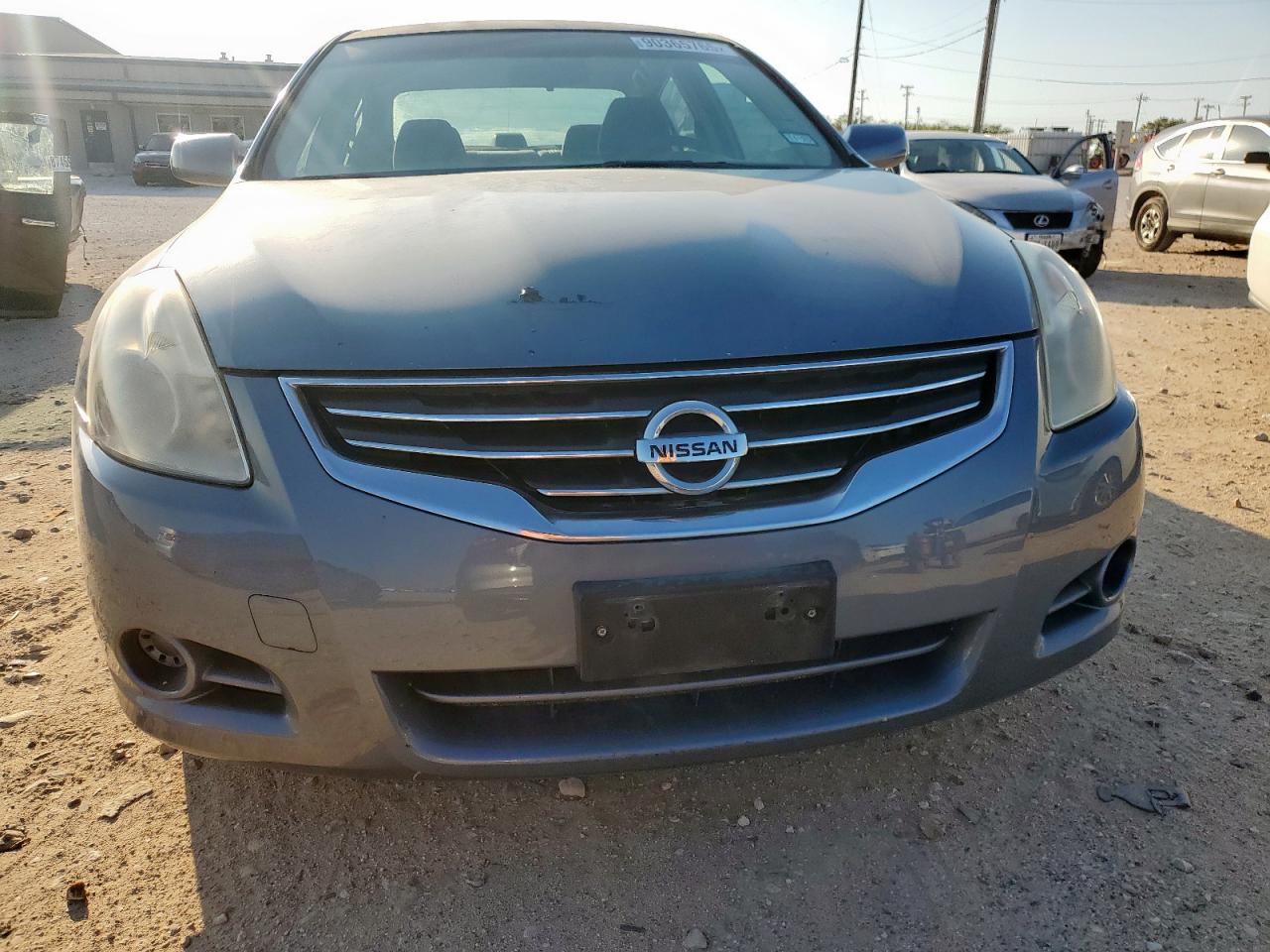 NISSAN ALTIMA BASE