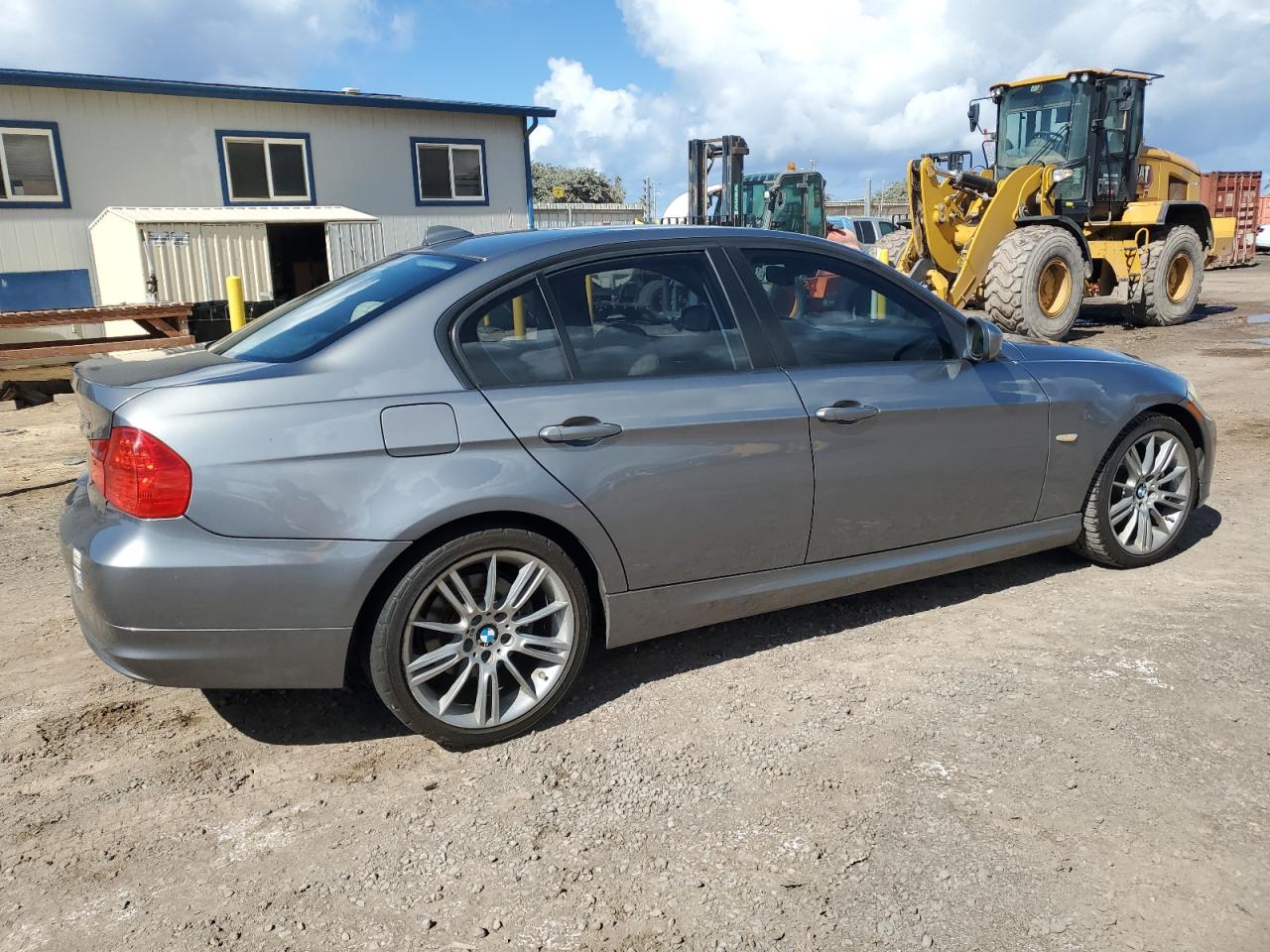 BMW 3 SERIES I