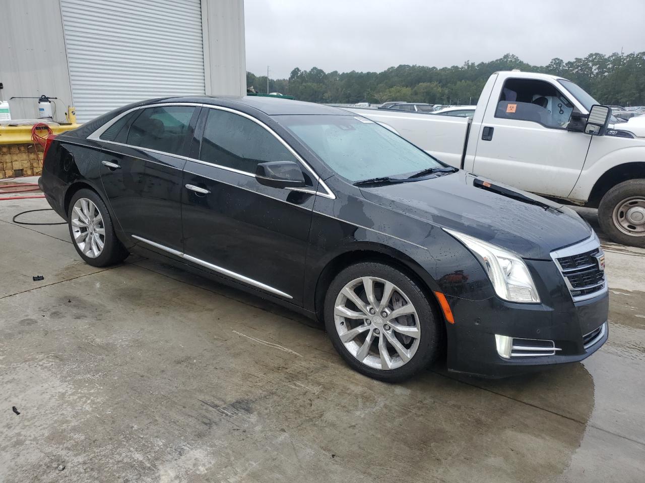 CADILLAC XTS LUXURY COLLECTION