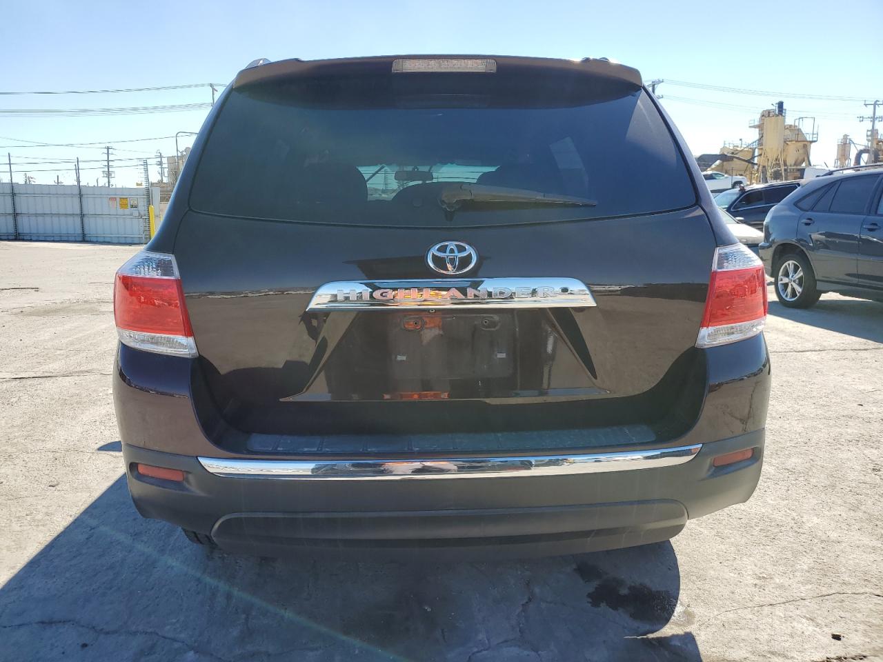 TOYOTA HIGHLANDER BASE