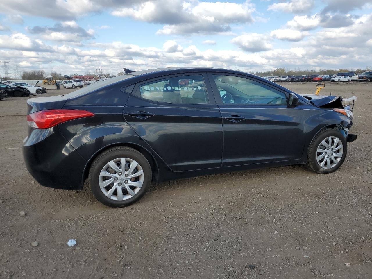 HYUNDAI ELANTRA GLS