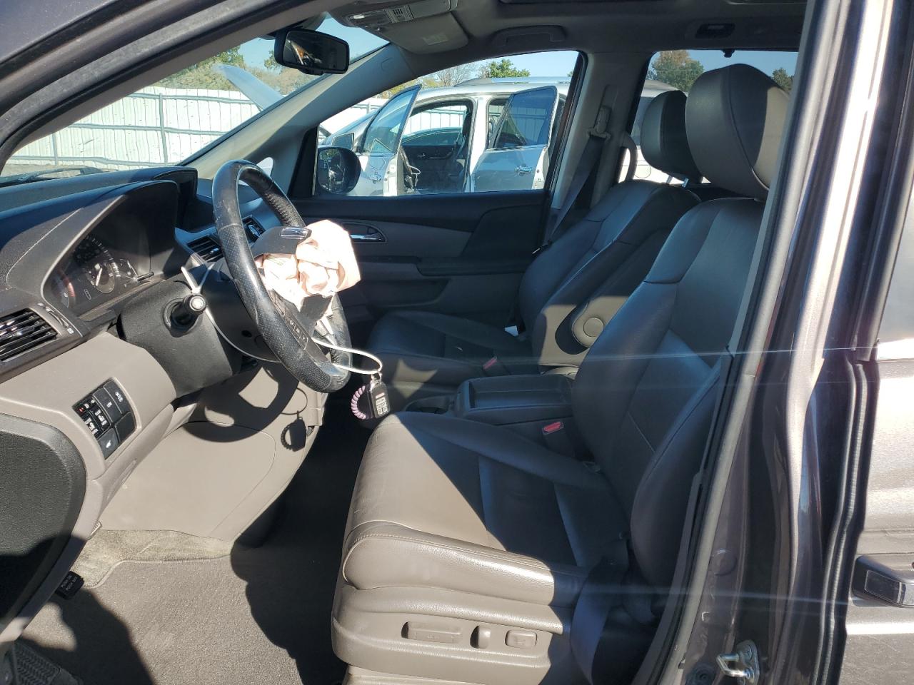 Lot #3286730282 2016 HONDA ODYSSEY EX