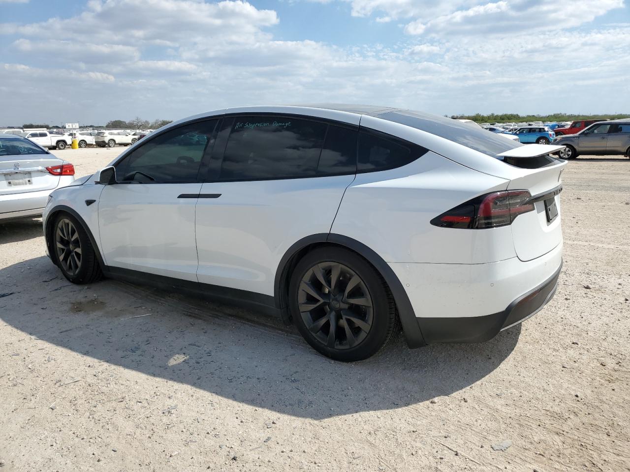 TESLA MODEL X