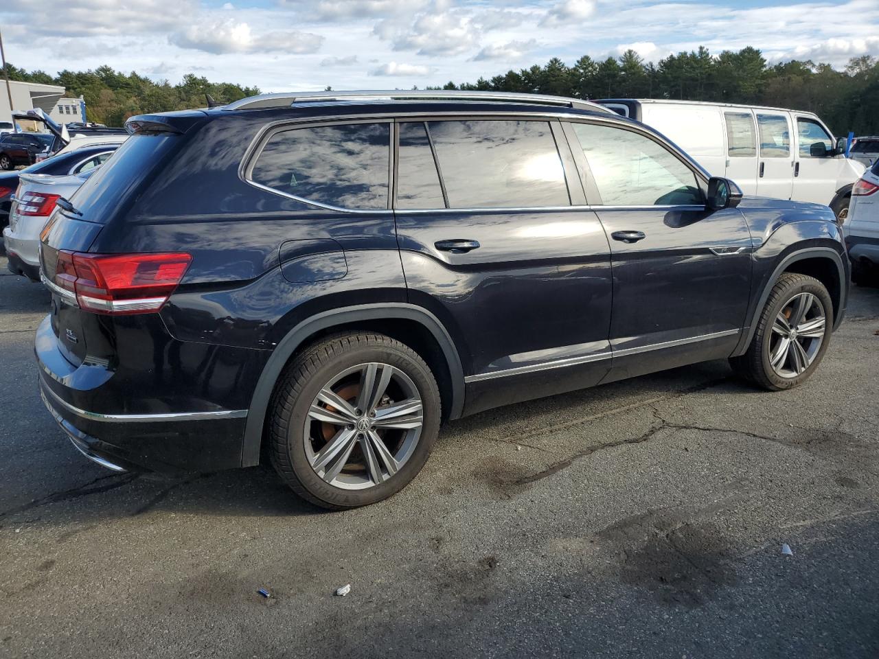 VOLKSWAGEN ATLAS SE