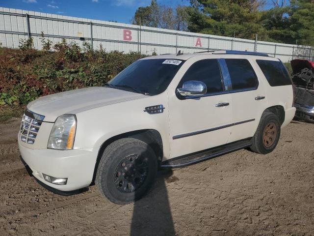CADILLAC ESCALADE L