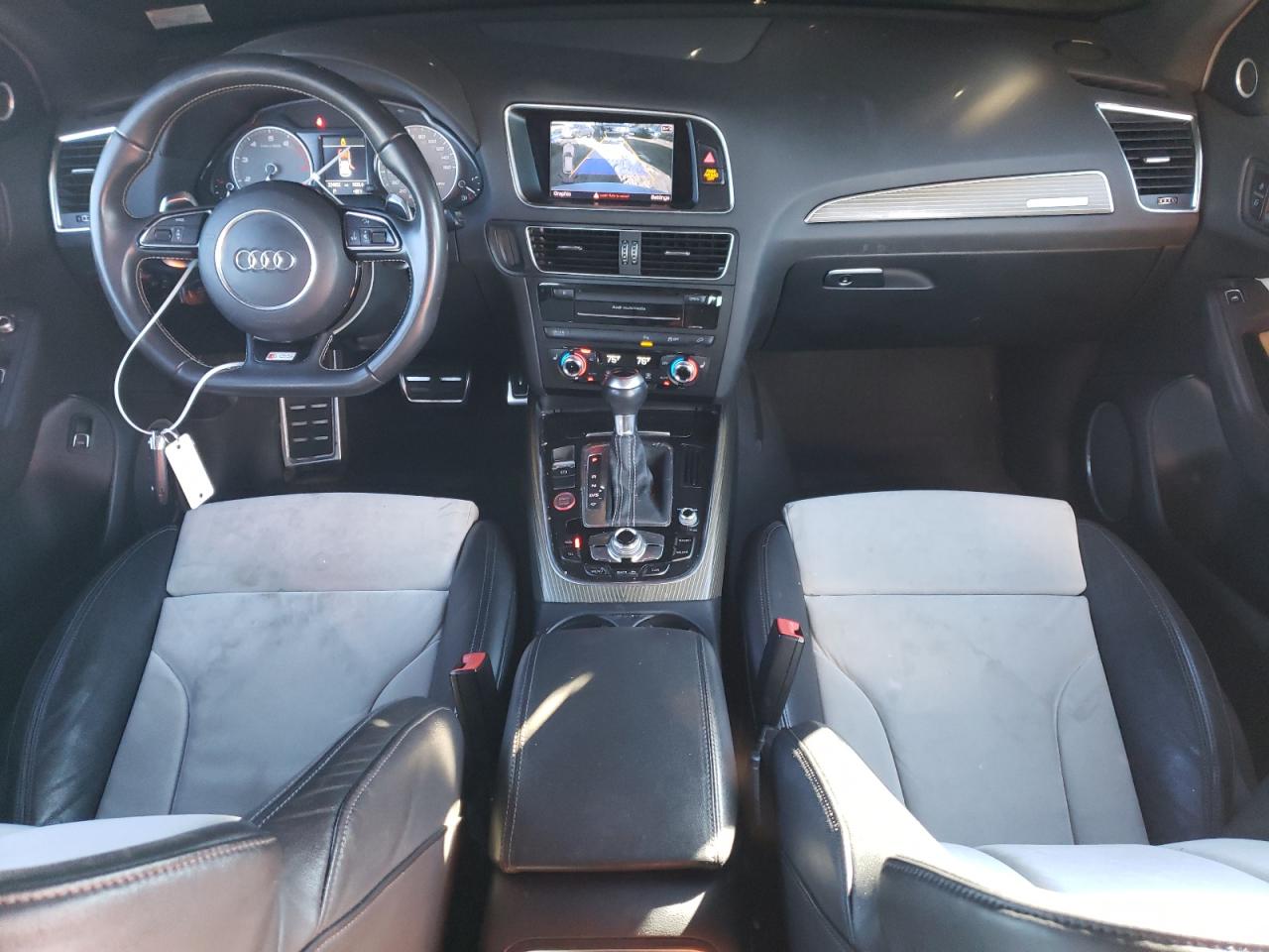 AUDI SQ5 PREMIUM PLUS