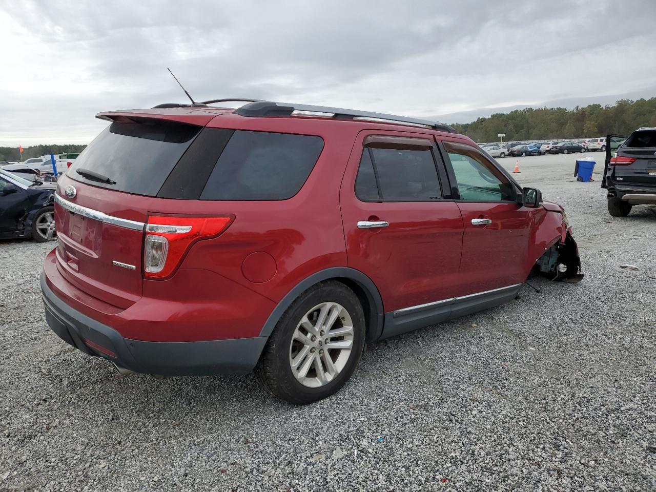 FORD EXPLORER XLT