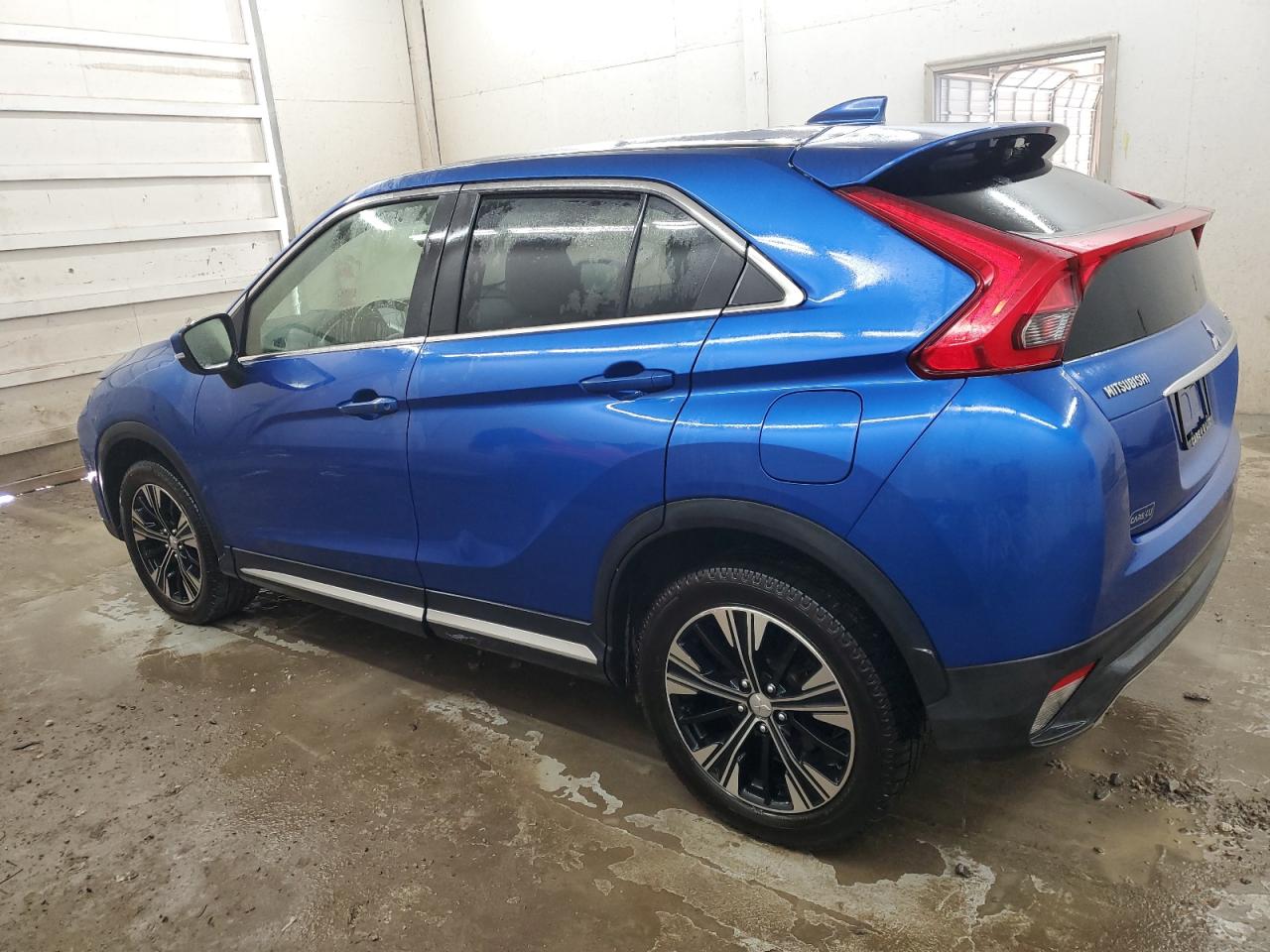 MITSUBISHI ECLIPSE SE