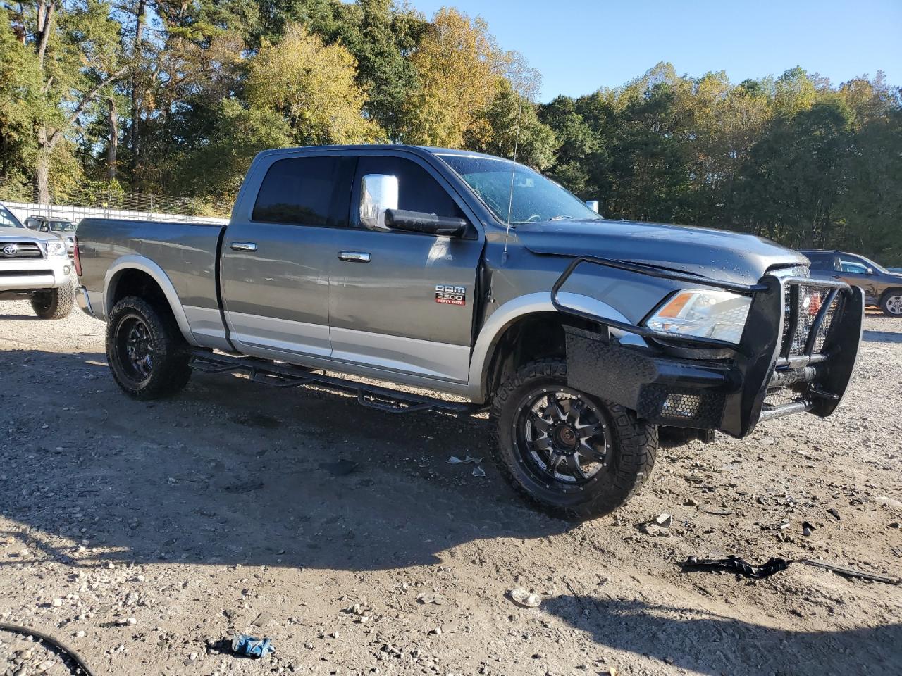 DODGE RAM 2500 LARAMIE