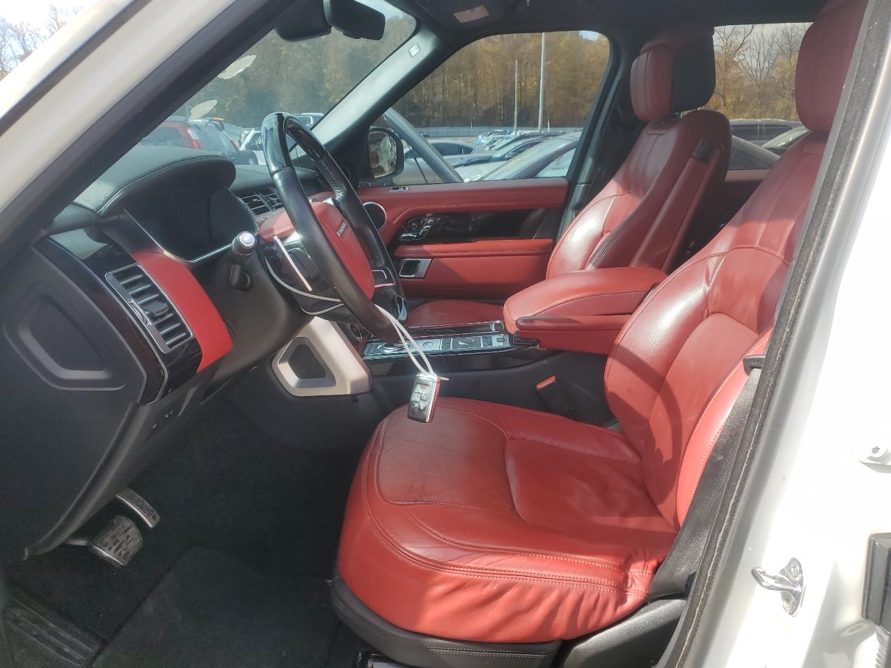 LAND ROVER RANGE ROVER AUTOBIOGRAPHY