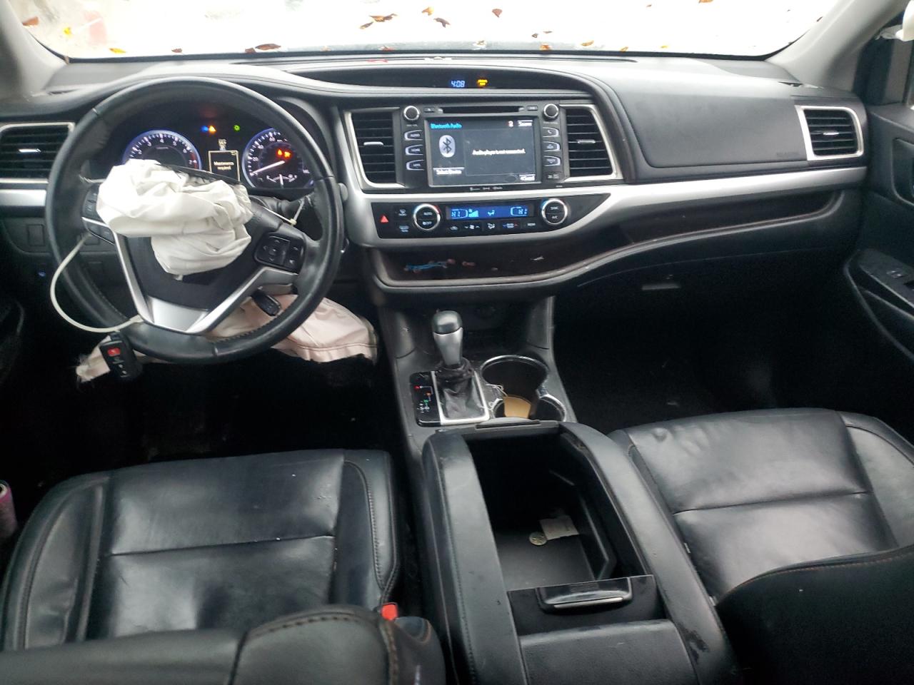 TOYOTA HIGHLANDER XLE