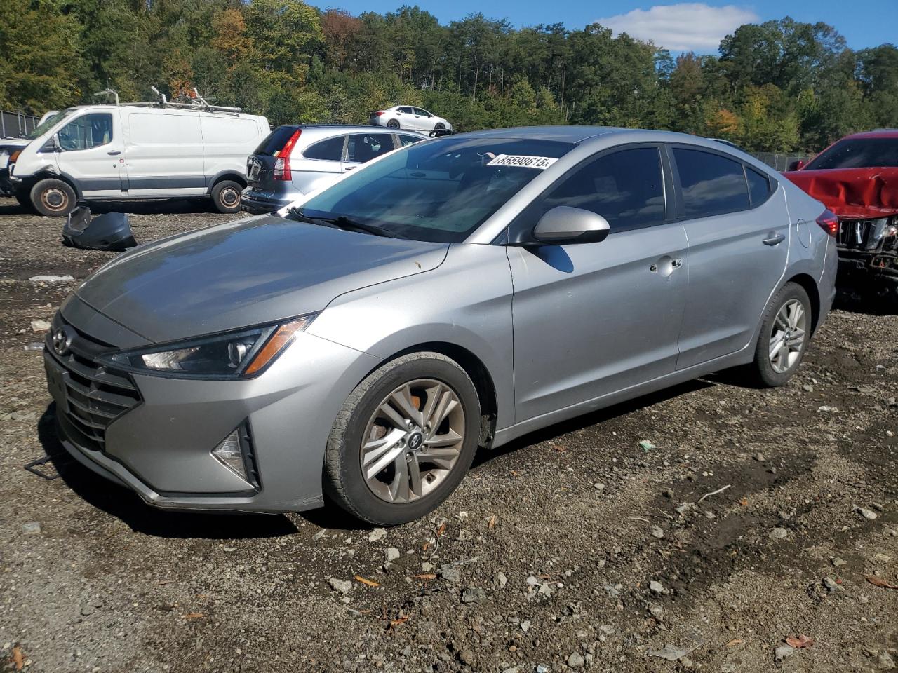 HYUNDAI ELANTRA SEL