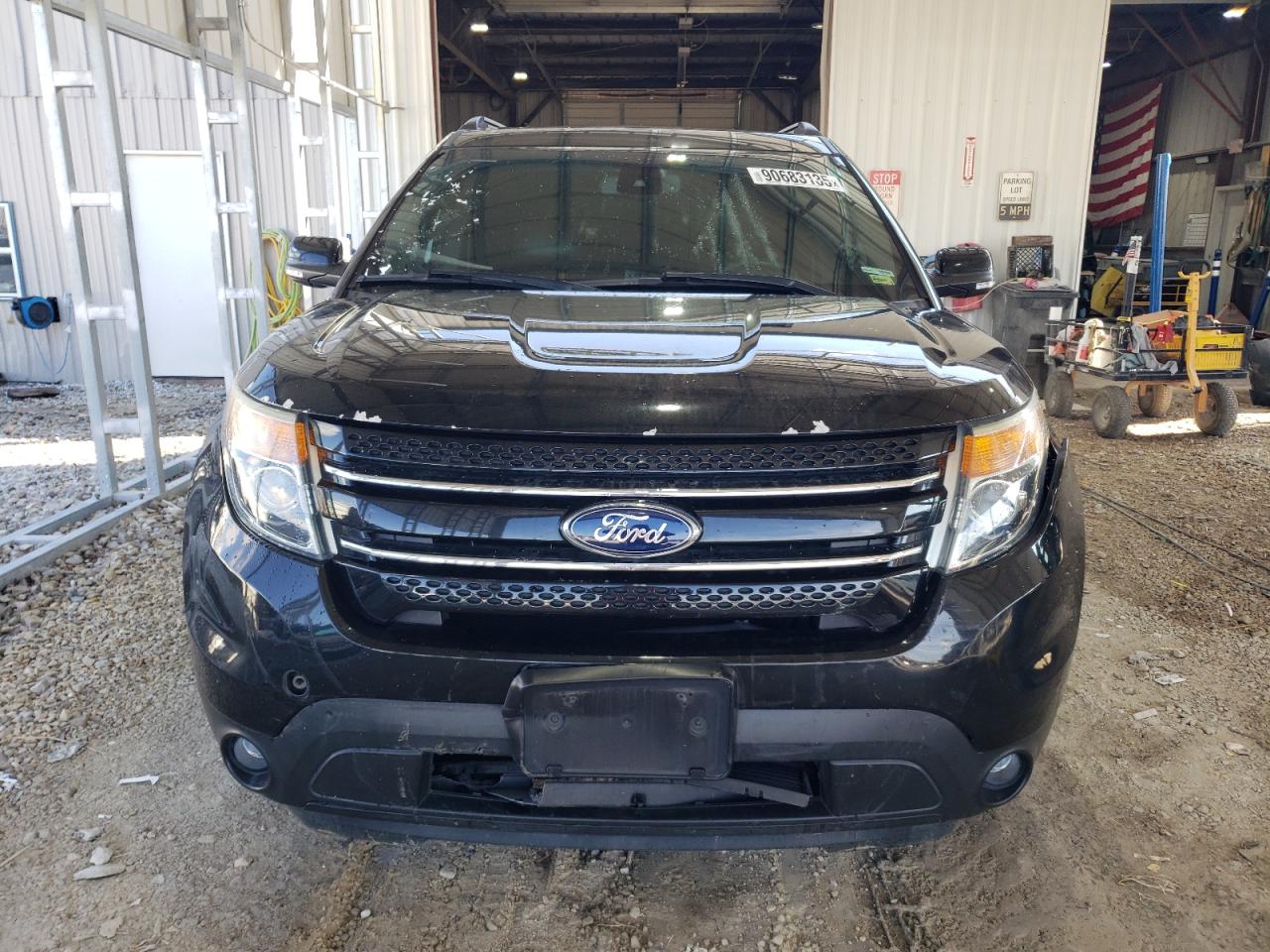 FORD EXPLORER LIMITED