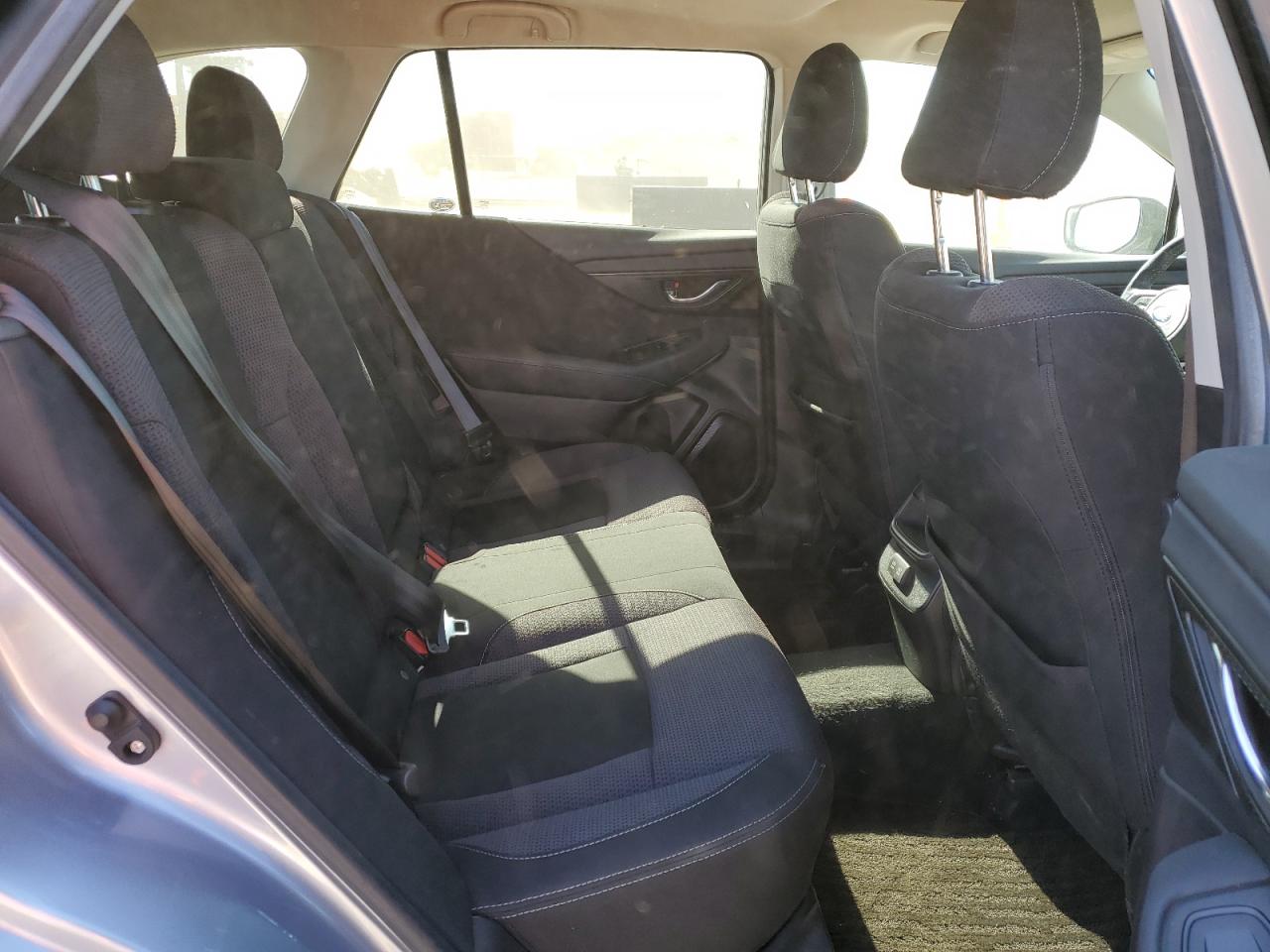 SUBARU OUTBACK PREMIUM